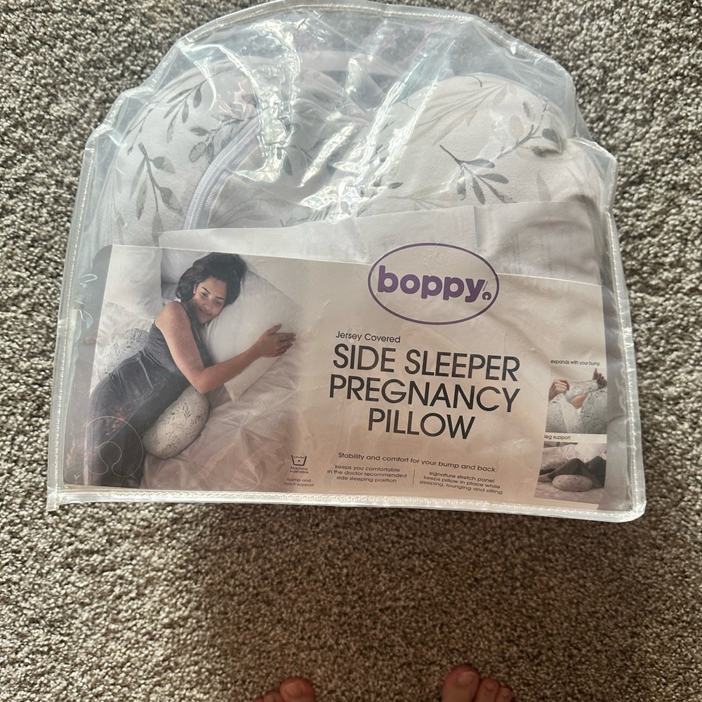 Boppy Side Sleeper Pregnancy Pillow - White and Gray